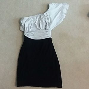 One shoulder dress